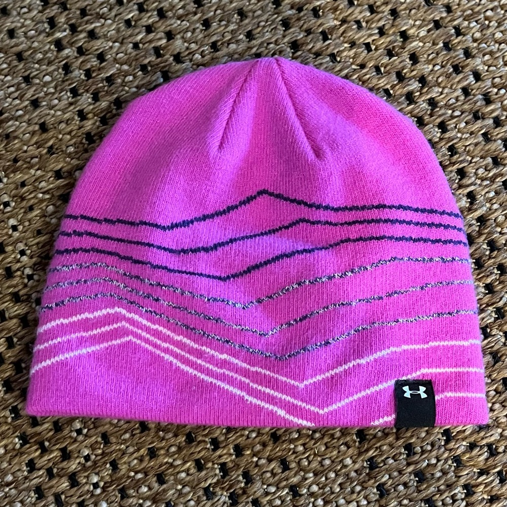 UNDER ARMOUR | youth hat size 4-6 years |  EUC